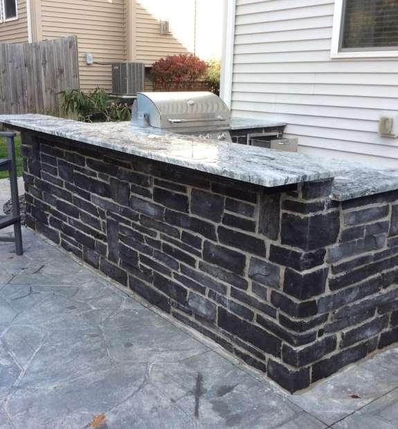 Stone veneer installation service image from Stonework's Landscaping